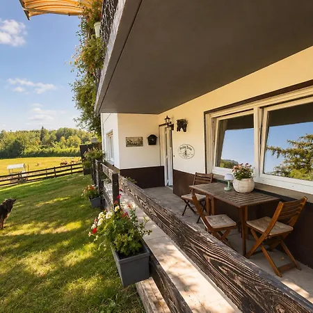 Pferdehof Hacke - & Gaestezimmer *