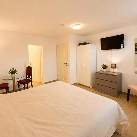 Pferdehof Hacke - & Gaestezimmer Reichshof
